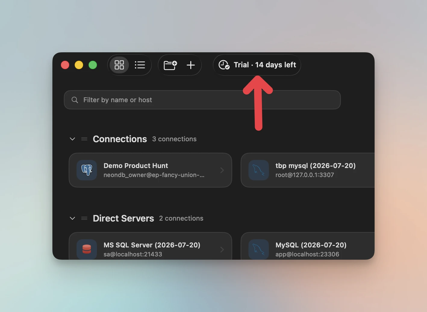 FluentDB main window with the Trial, 14 days left button highlighted in the top-right toolbar